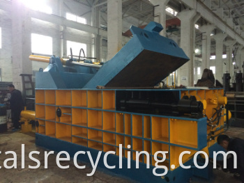 Y81f-250 Hydraulic Scrap Metal Iron Shavings Baler (factory)